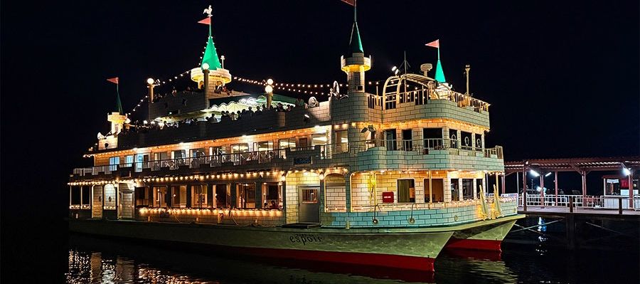 Lake Toya cruise boat · optional outing
